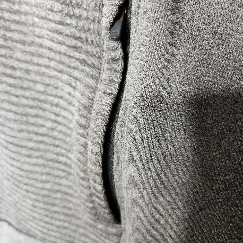 Athleta Stretch and Release Jacket in Grey Size S - Picture 5 of 9